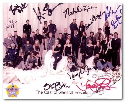 General Hospital cast signed by 13