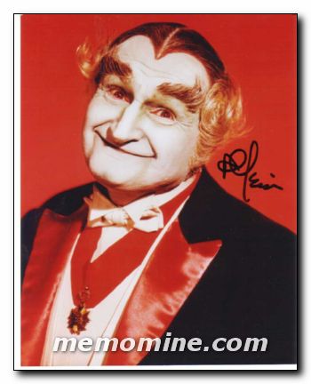 Lewis Al Munsters - Click Image to Close