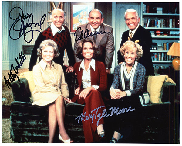 Mary Tyler Moore + Macleod Asner White - Click Image to Close
