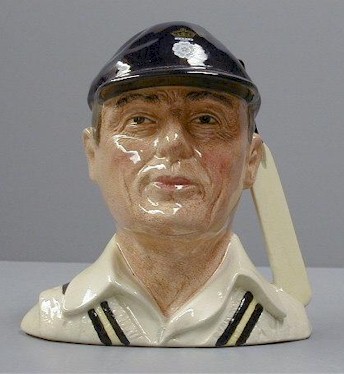 Hampshire Cricketer, Small D6739 - Click Image to Close