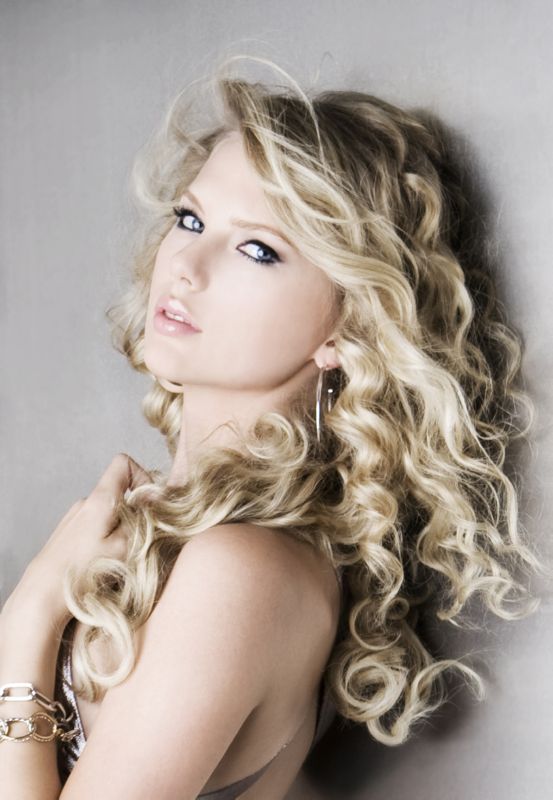 Taylor Swift Picture - Click Image to Close